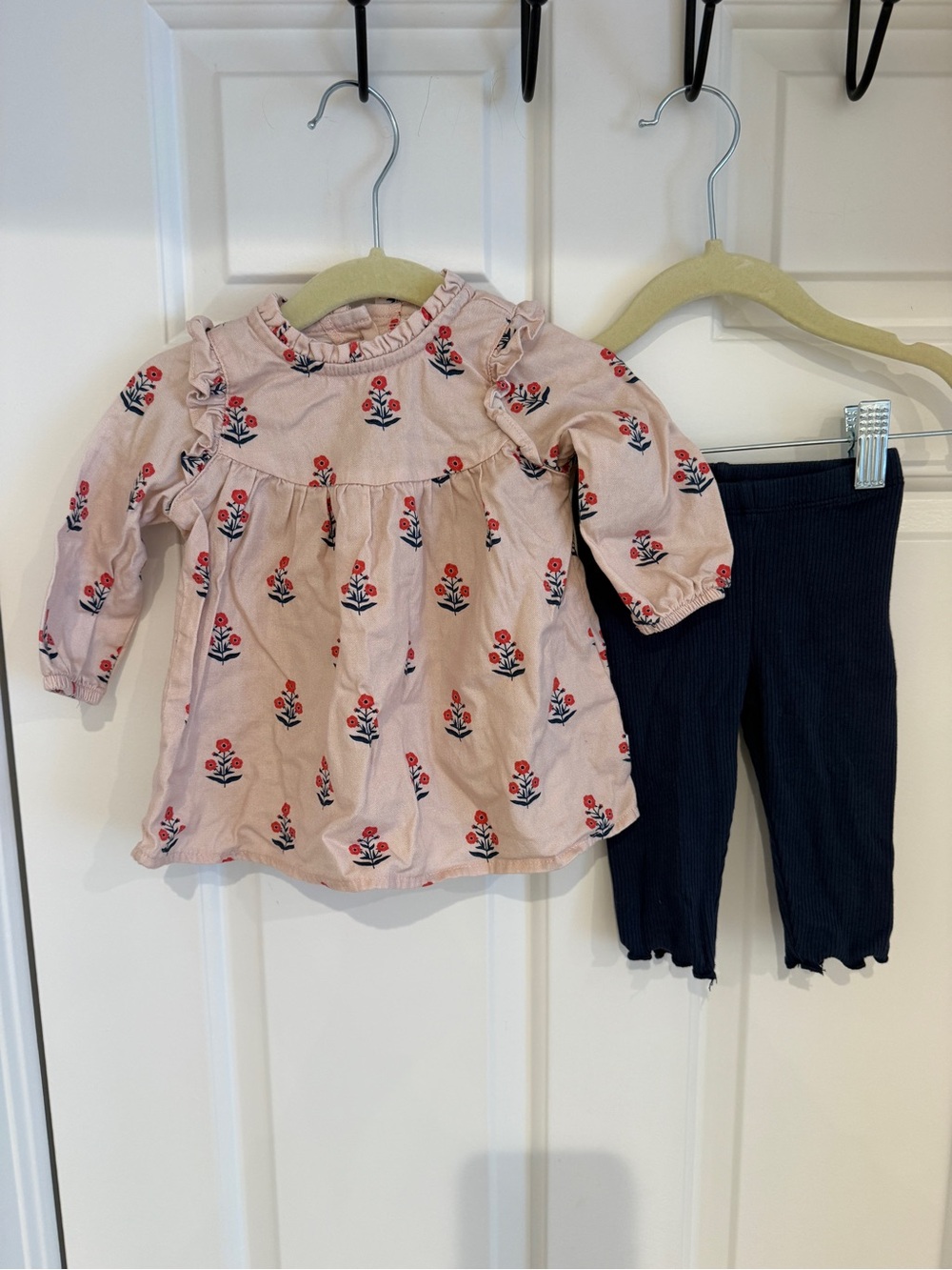 Petit Lem baby girl dress and tights - perfect condition - 3-6 months
